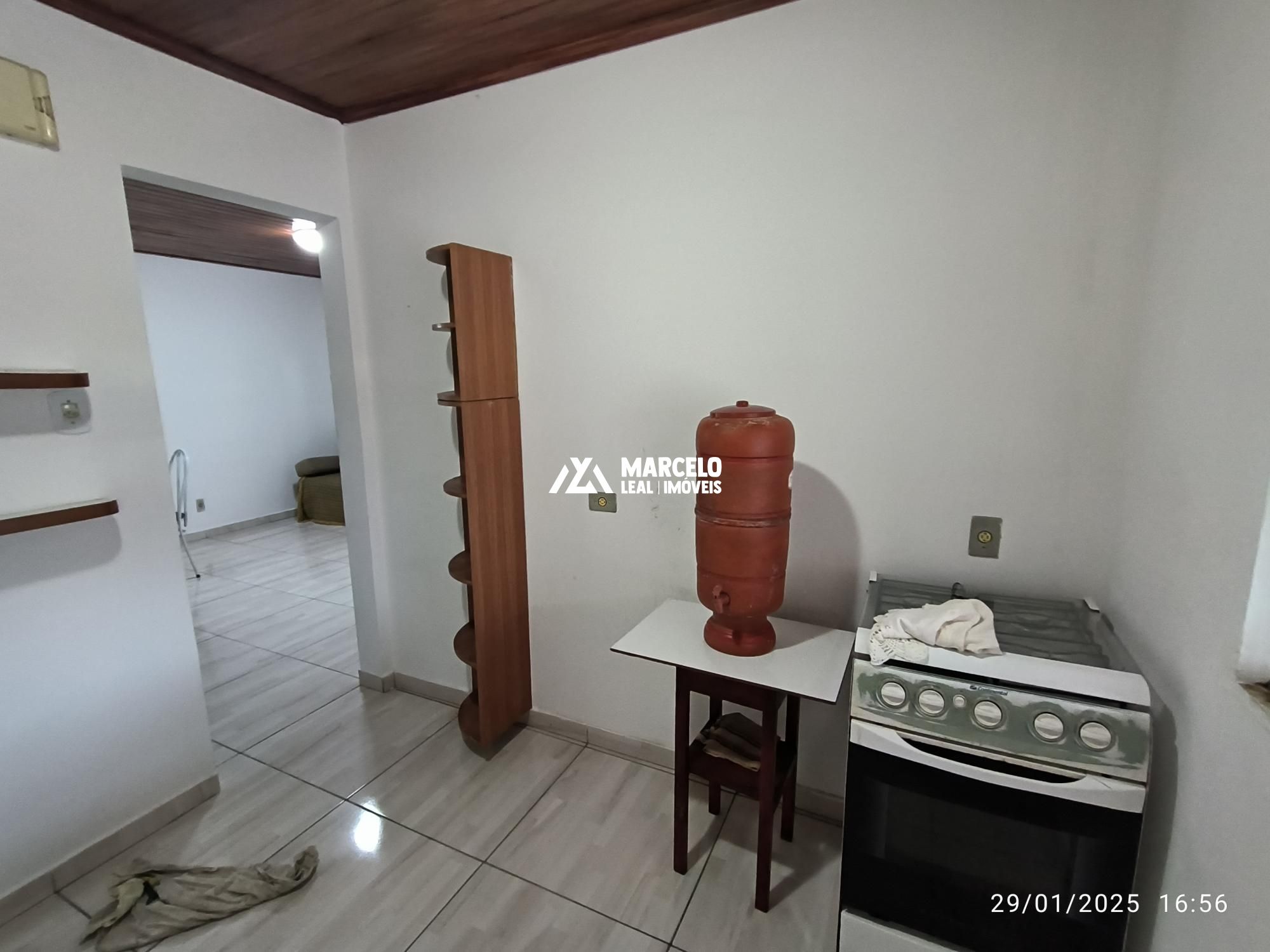 Casa para alugar com 1 quarto, 60m² - Foto 12