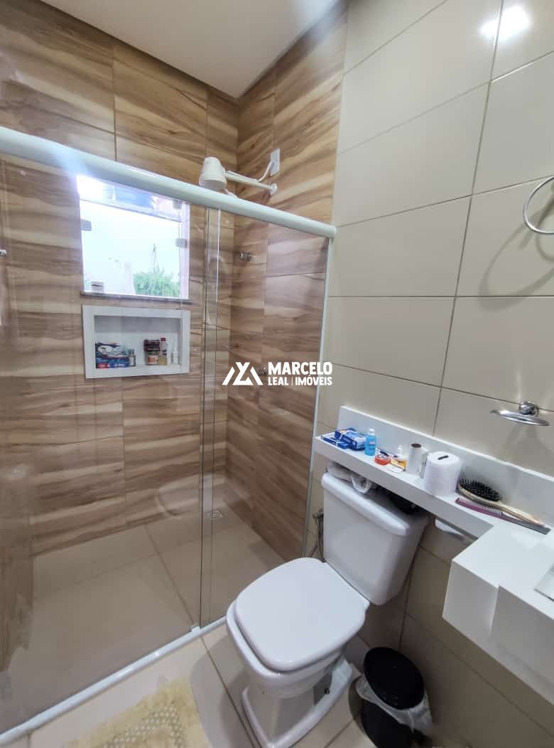 Casa à venda com 3 quartos, 90m² - Foto 14