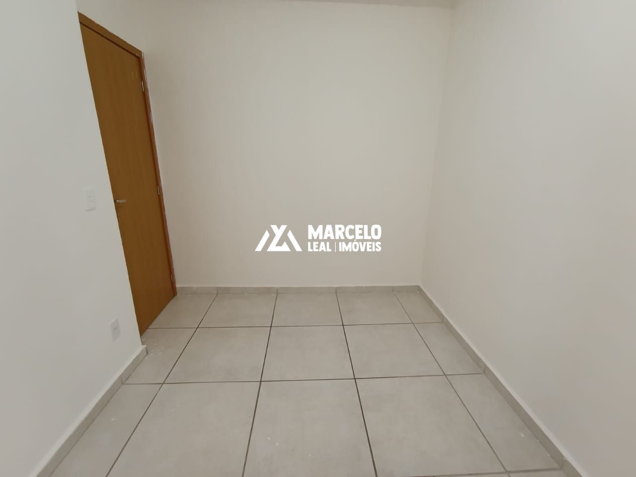 Apartamento para alugar com 2 quartos, 40m² - Foto 12