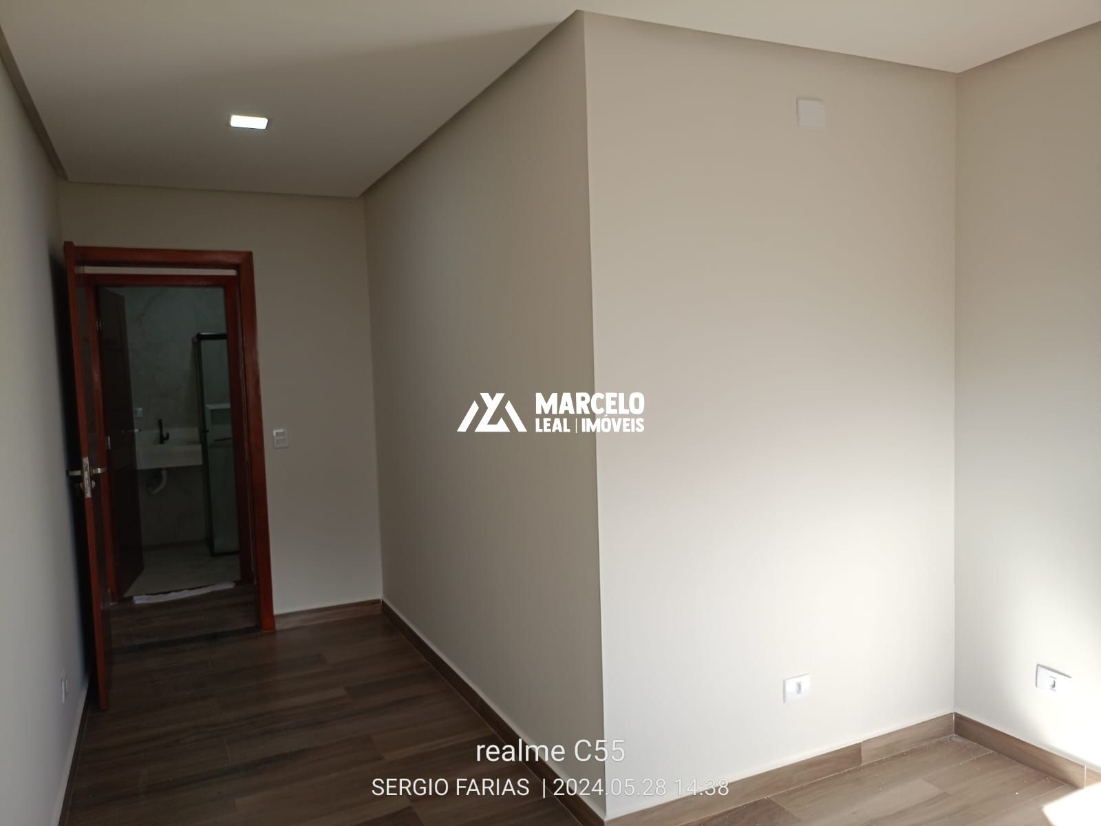 Casa à venda com 3 quartos, 120m² - Foto 12