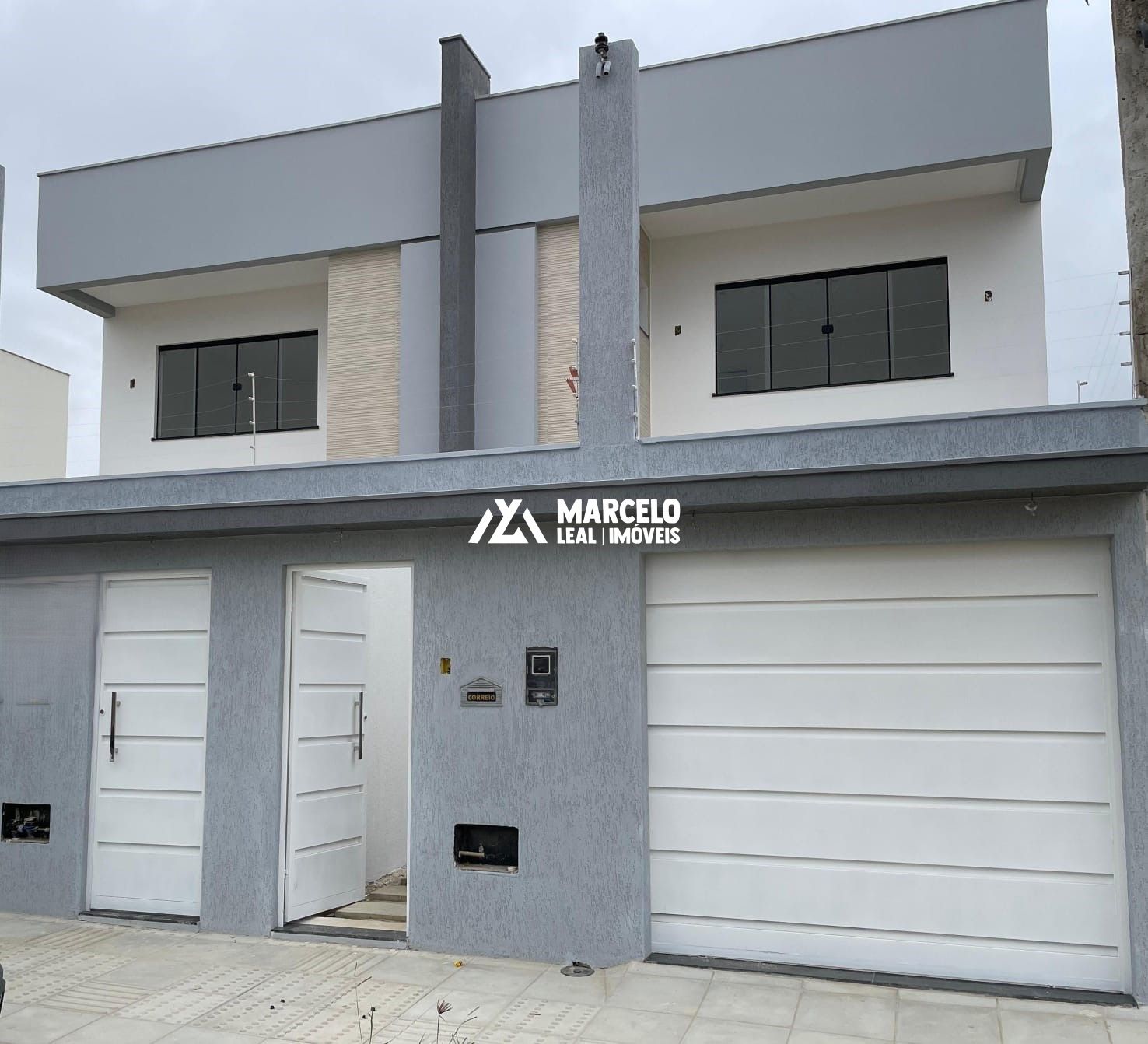 Apartamento à venda com 3 quartos, 96m² - Foto 1