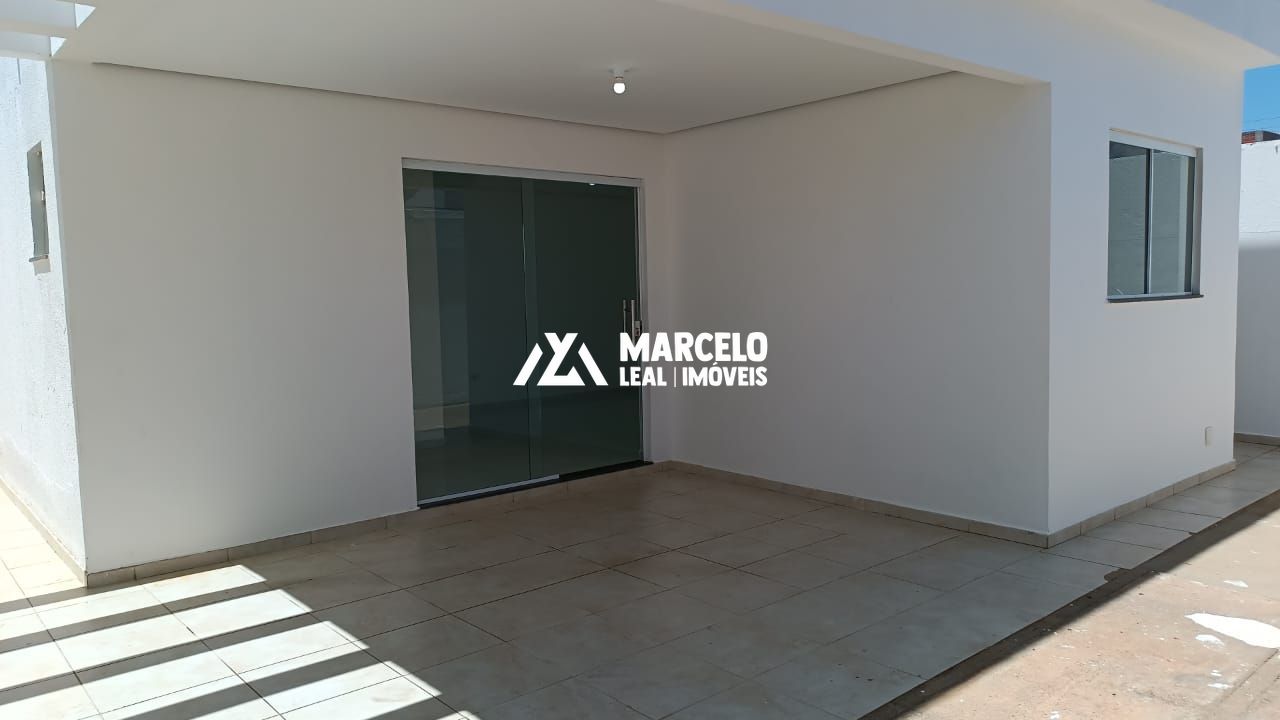 Casa à venda com 3 quartos, 90m² - Foto 5