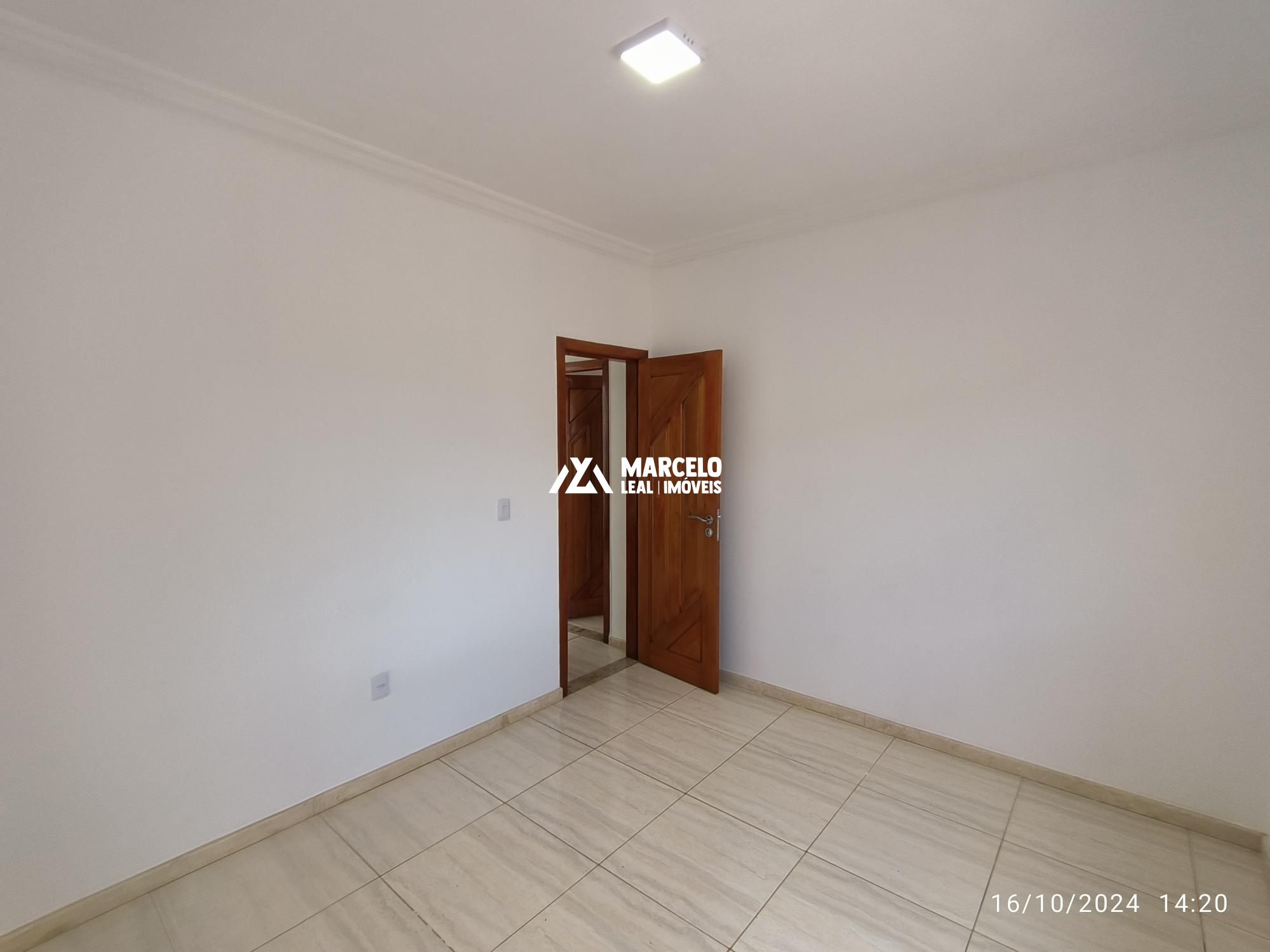 Casa à venda com 4 quartos, 279m² - Foto 45