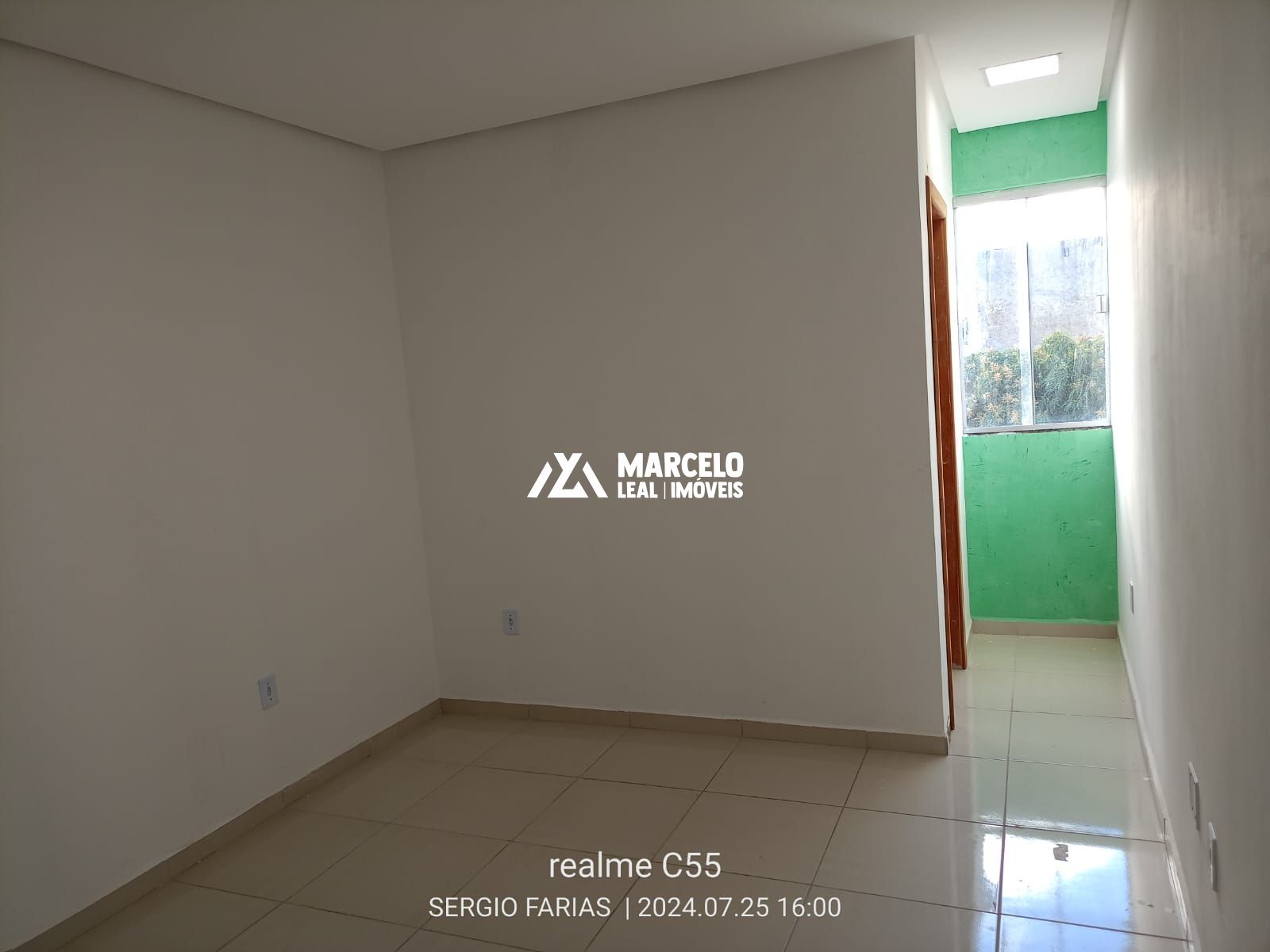 Apartamento à venda com 2 quartos, 68m² - Foto 4