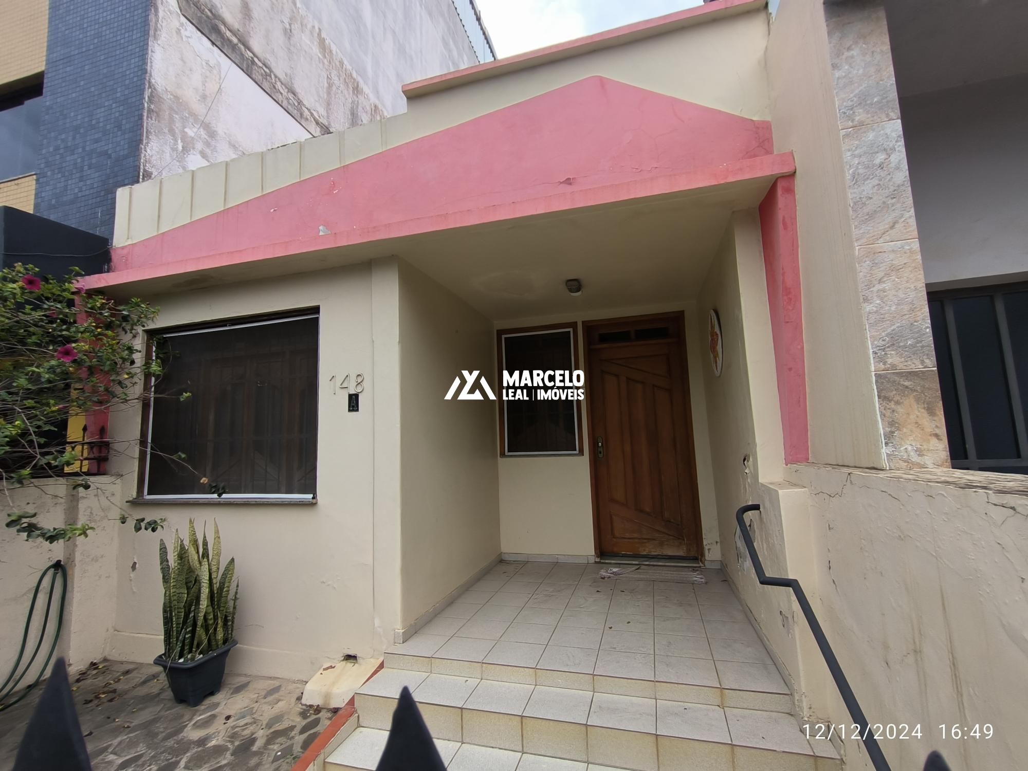 Casa para alugar com 2 quartos, 120m² - Foto 1