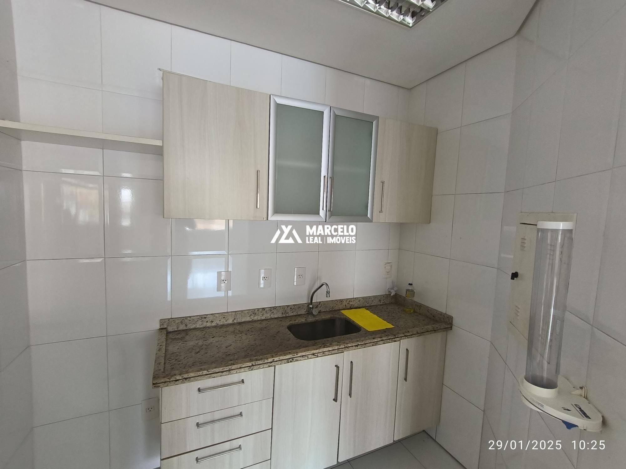 Conjunto Comercial-Sala para alugar com 9 quartos, 297m² - Foto 36
