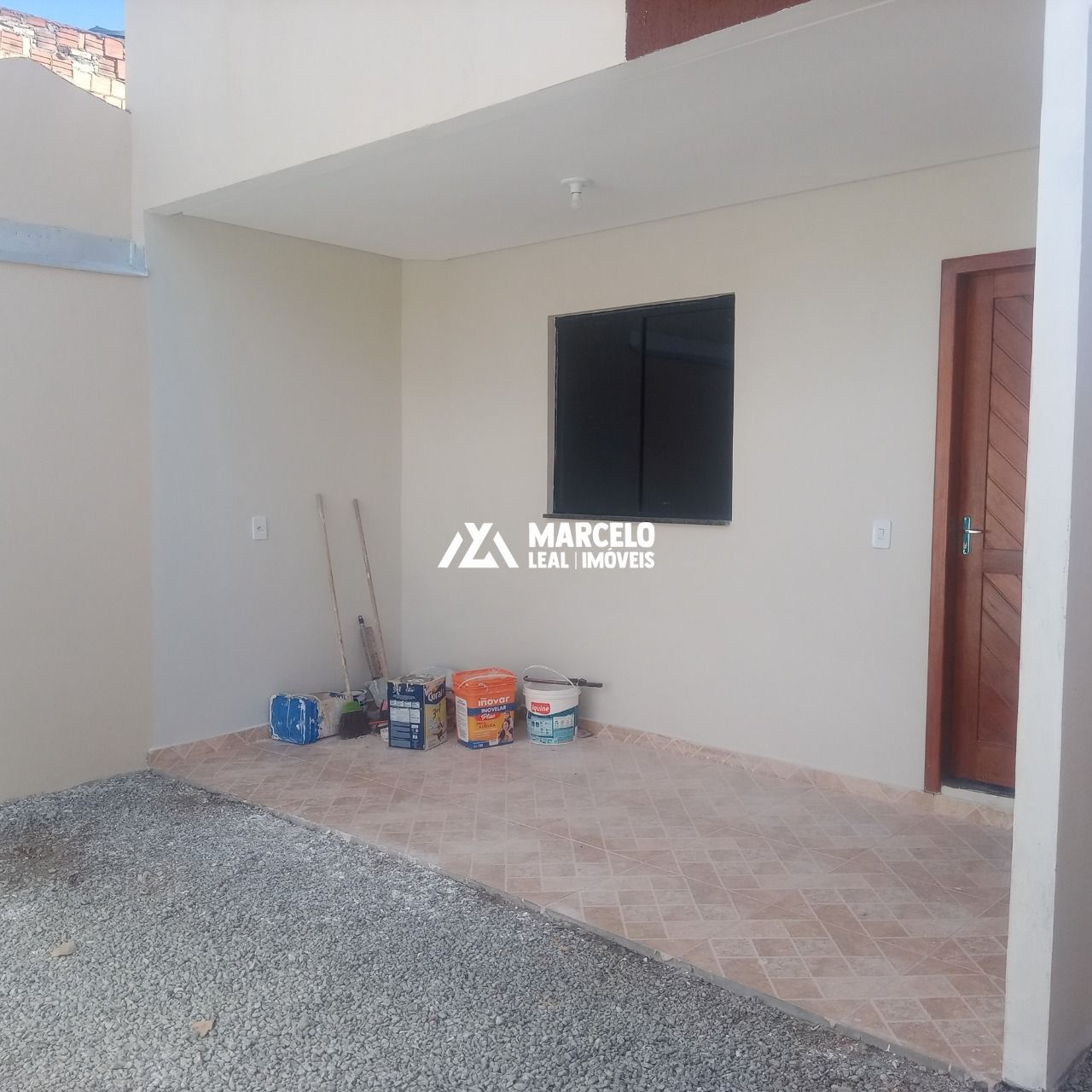 Casa à venda com 3 quartos, 115m² - Foto 2