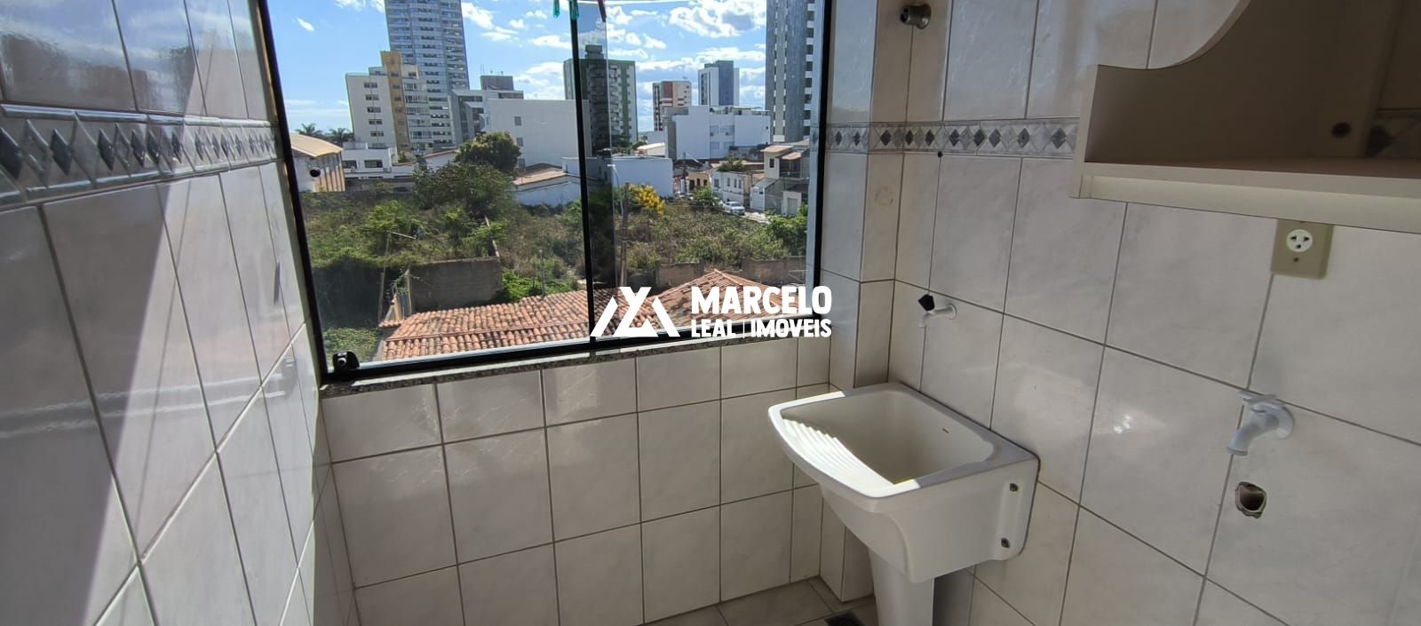 Apartamento para alugar com 2 quartos, 80m² - Foto 17