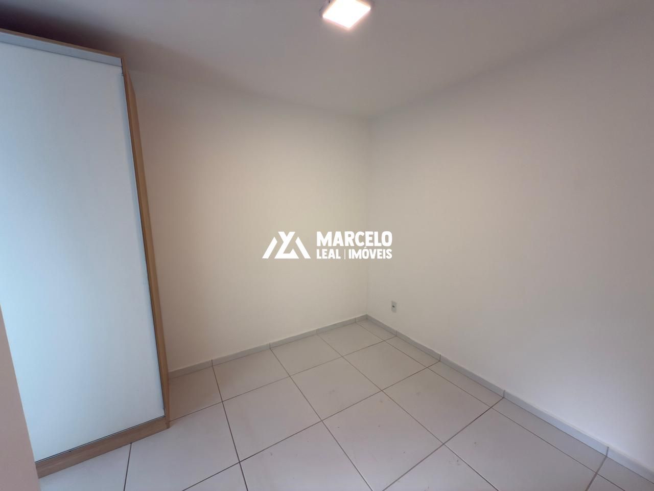 Apartamento para alugar com 2 quartos, 66m² - Foto 11