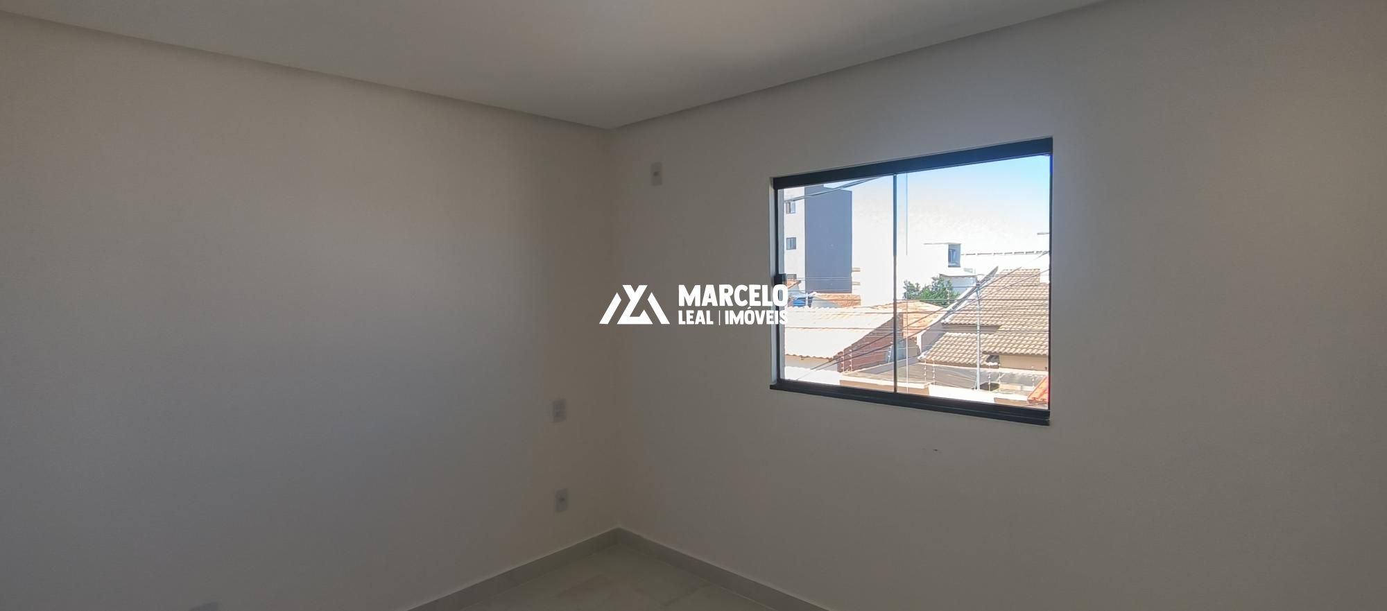 Casa à venda com 3 quartos, 130m² - Foto 15