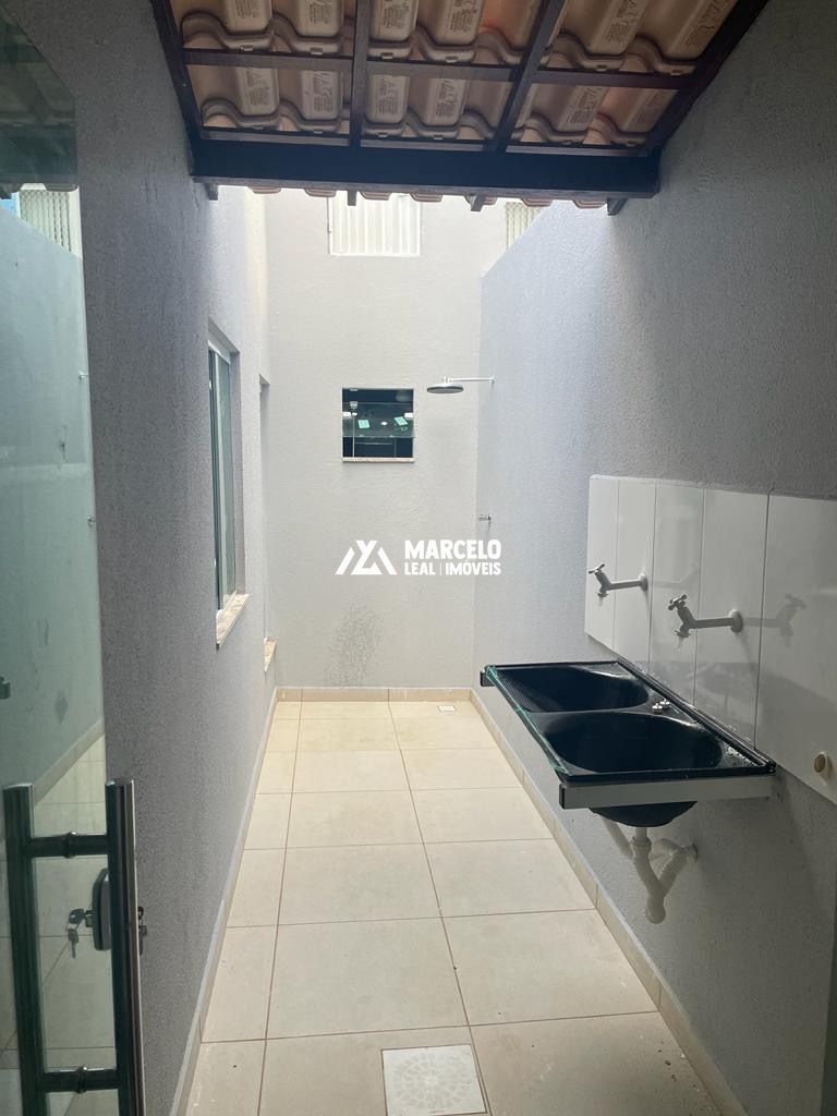 Casa à venda com 3 quartos, 79m² - Foto 11
