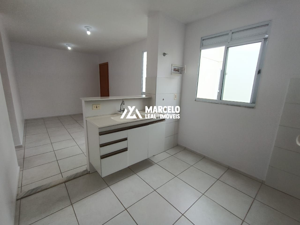 Apartamento para alugar com 2 quartos, 44m² - Foto 9