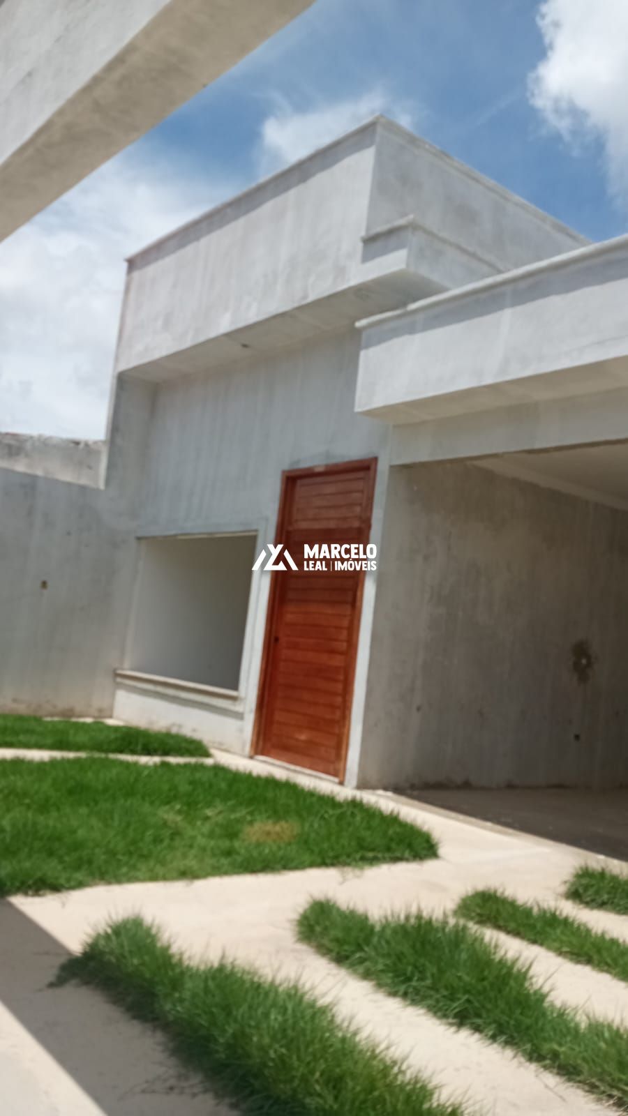 Casa à venda com 3 quartos, 130m² - Foto 2