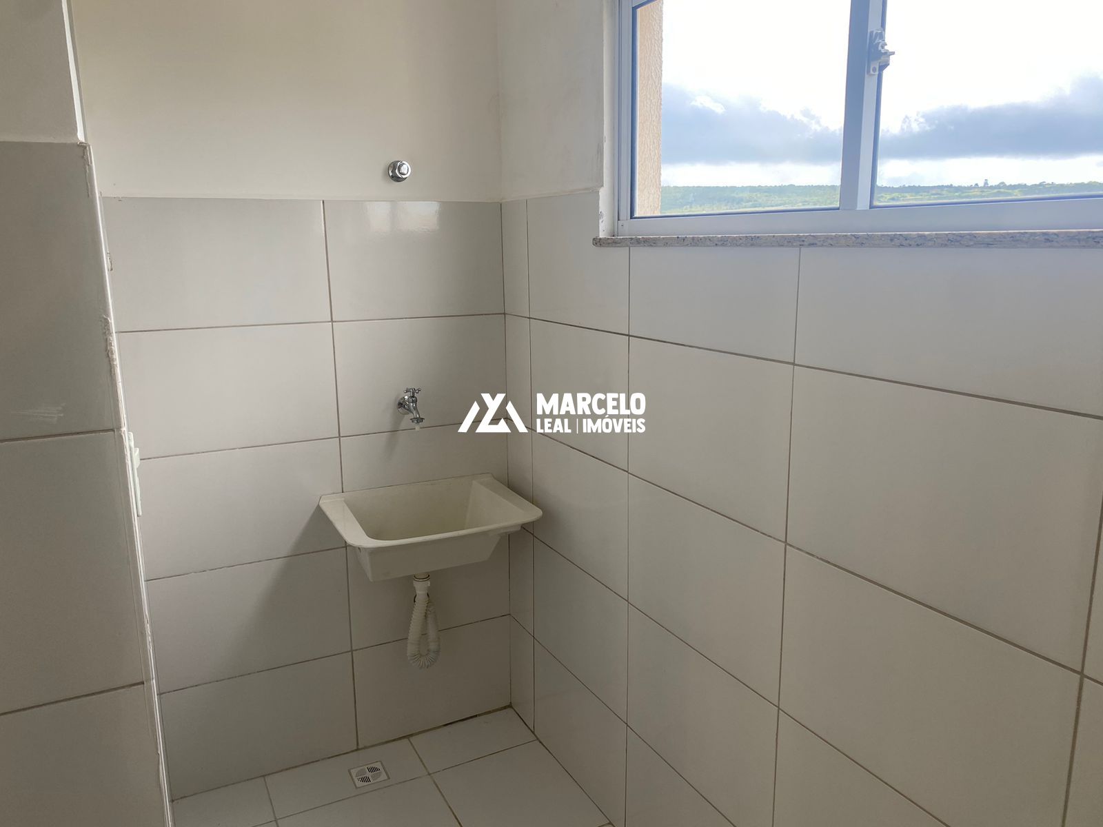 Apartamento à venda com 2 quartos, 43m² - Foto 4