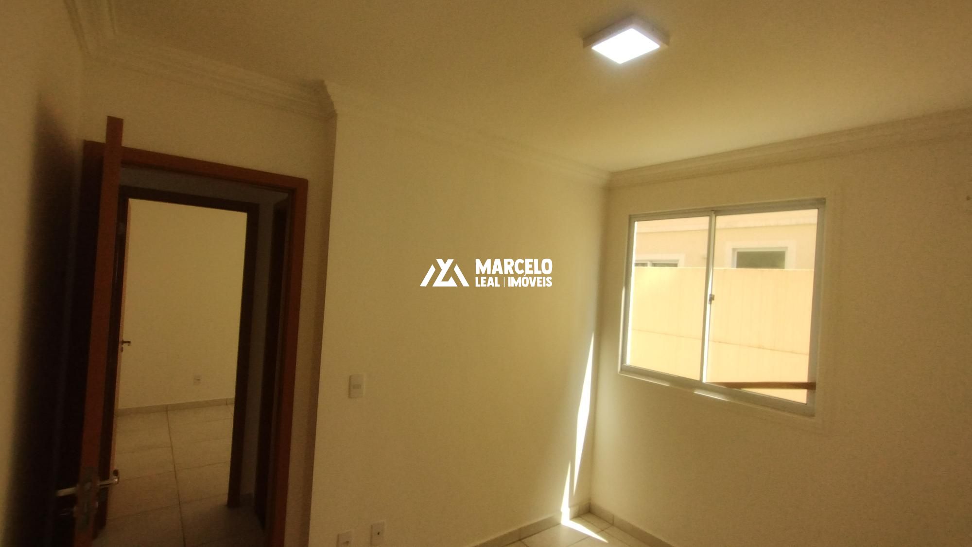 Apartamento à venda com 2 quartos, 40m² - Foto 14