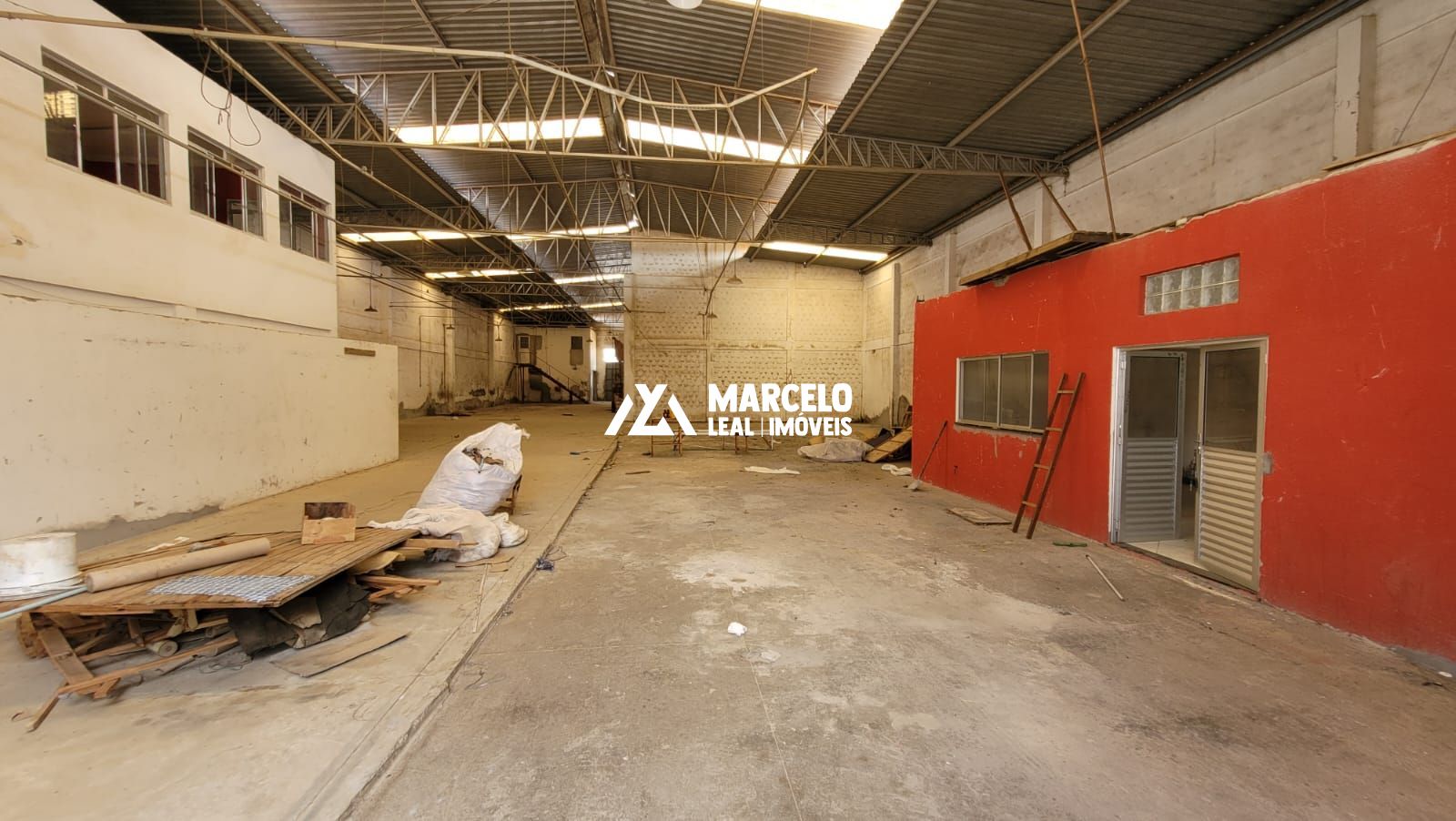 Depósito-Galpão-Armazém para alugar, 750m² - Foto 3