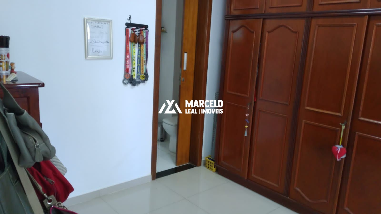 Apartamento à venda com 3 quartos, 103m² - Foto 11