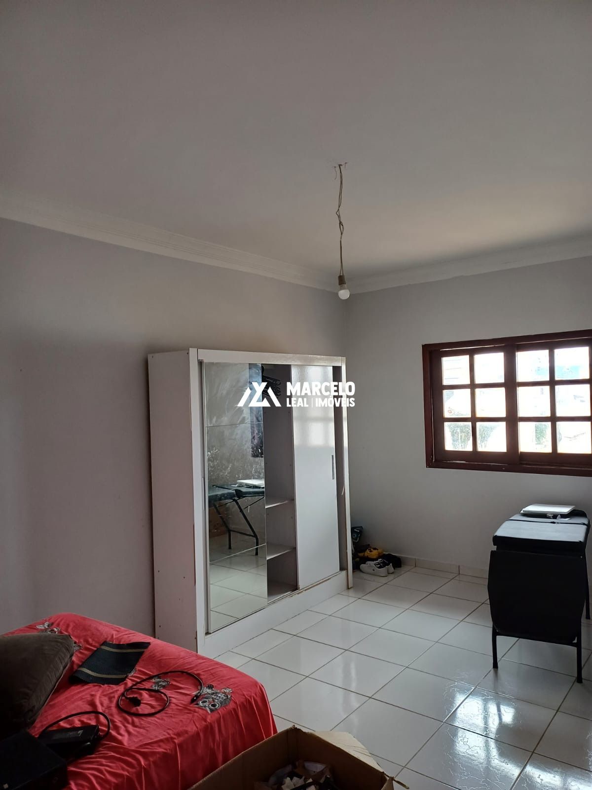 Casa à venda com 5 quartos, 180m² - Foto 5
