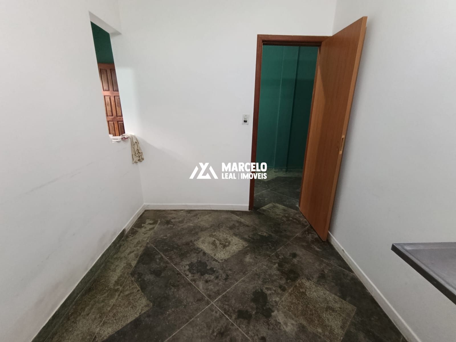 Loja-Salão para alugar com 5 quartos, 90m² - Foto 5