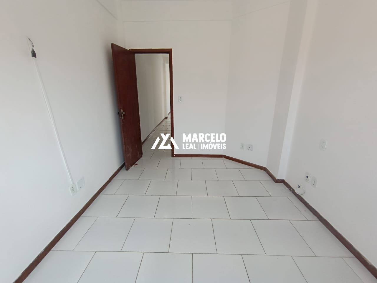 Apartamento para alugar com 2 quartos, 72m² - Foto 8