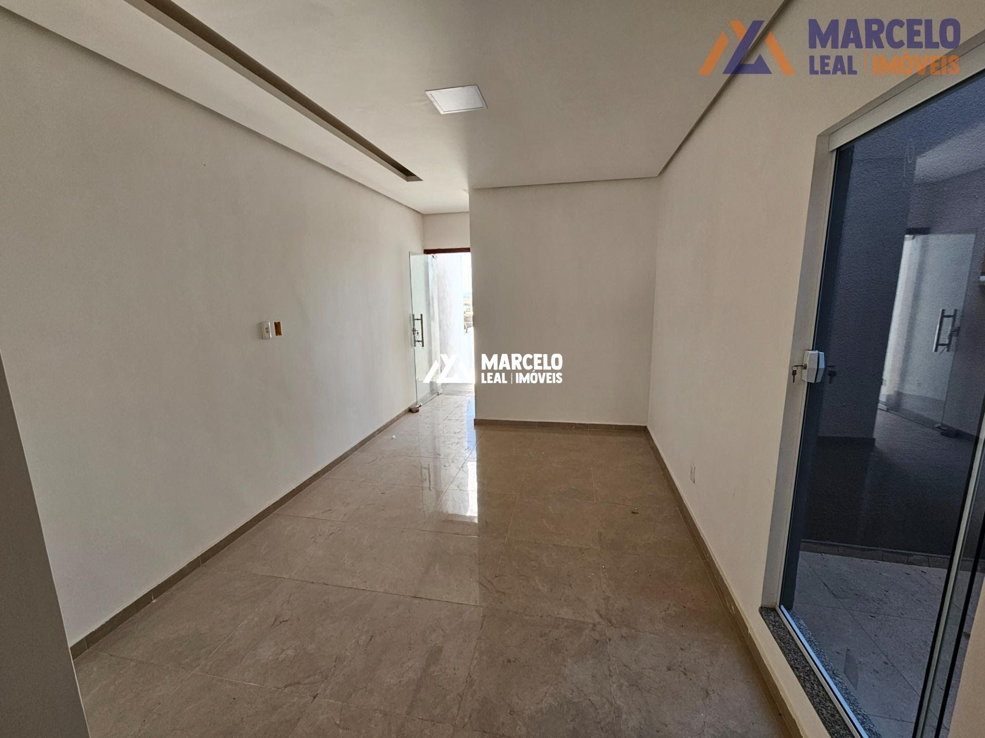 Casa à venda com 3 quartos, 80m² - Foto 6