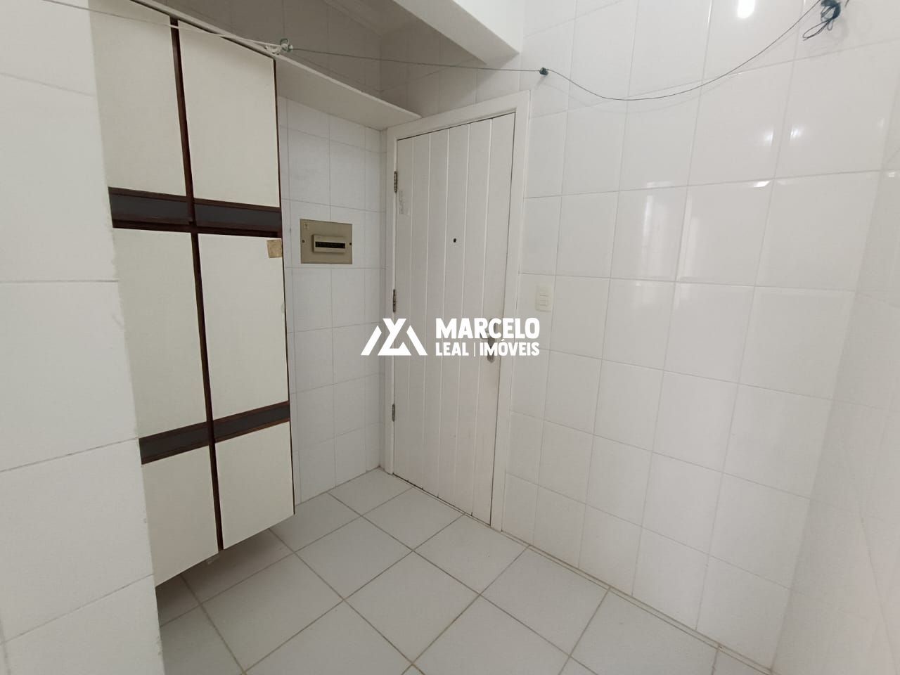 Apartamento para alugar com 3 quartos, 159m² - Foto 17