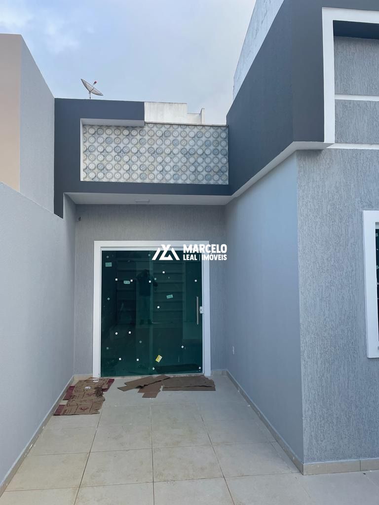 Casa à venda com 3 quartos, 79m² - Foto 2