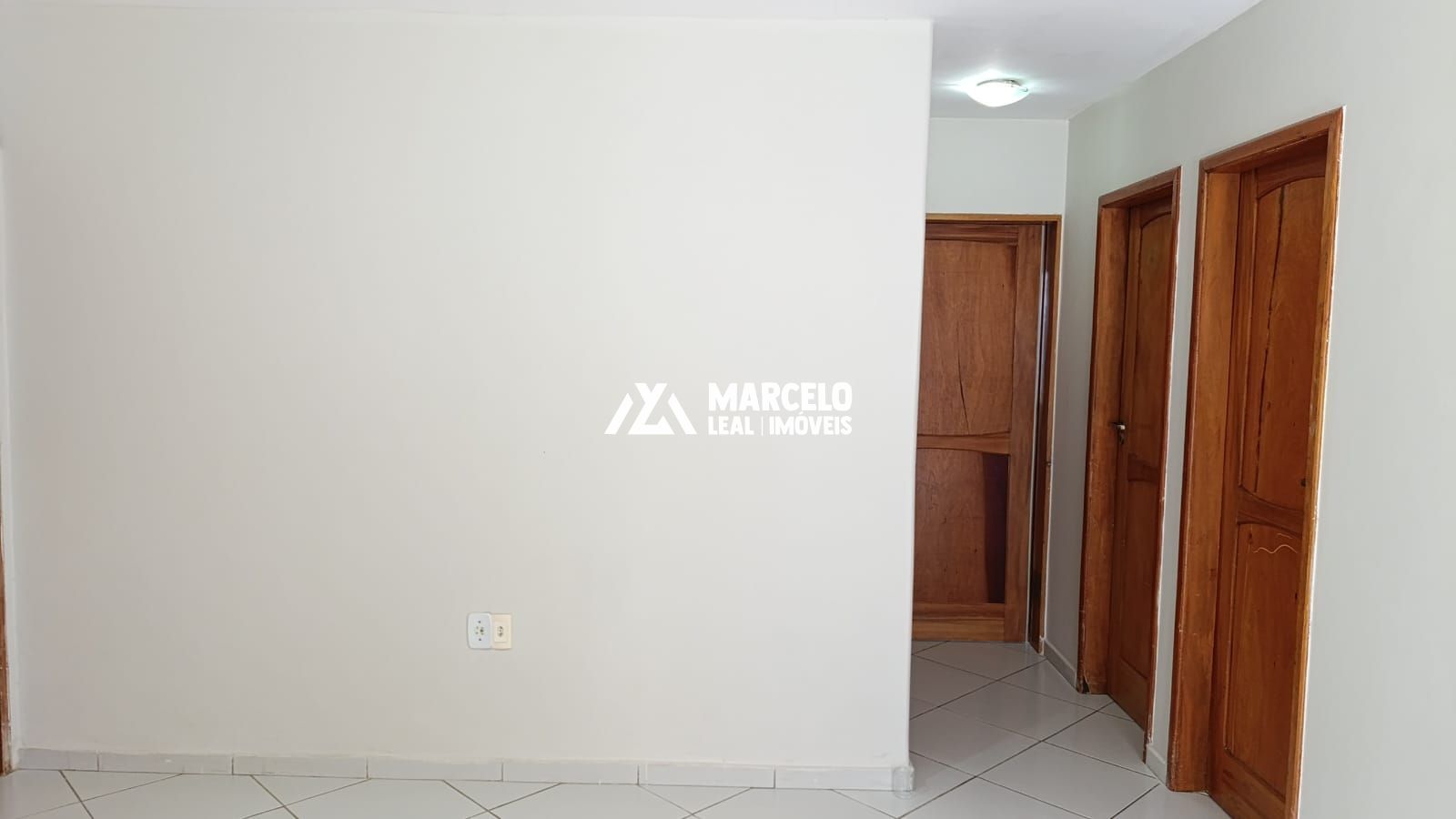 Loja-Salão para alugar com 3 quartos, 150m² - Foto 8