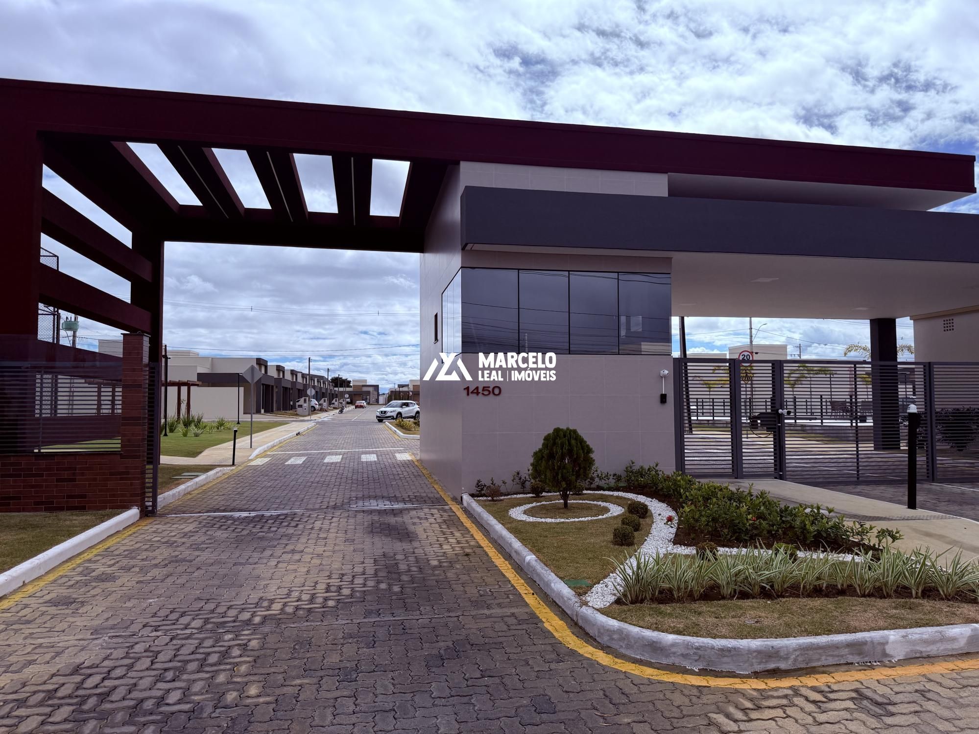 Casa de Condomínio para alugar com 3 quartos, 132m² - Foto 2