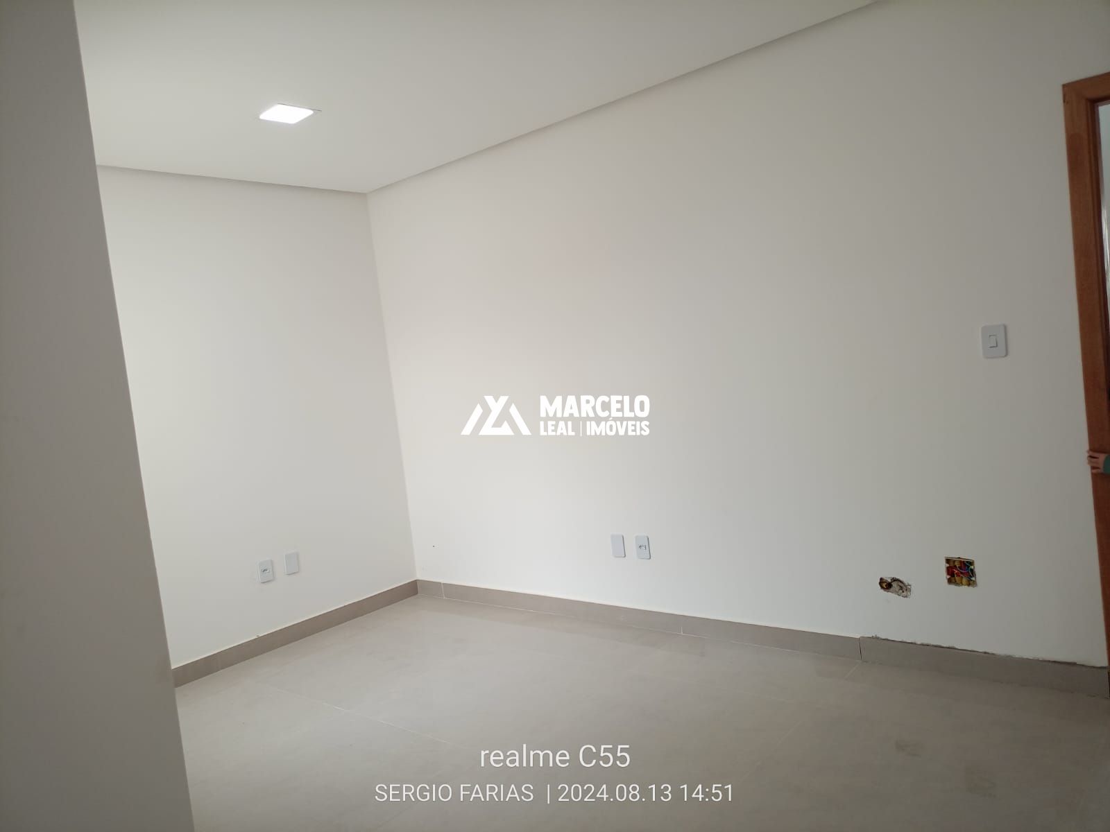 Casa à venda com 3 quartos, 98m² - Foto 6