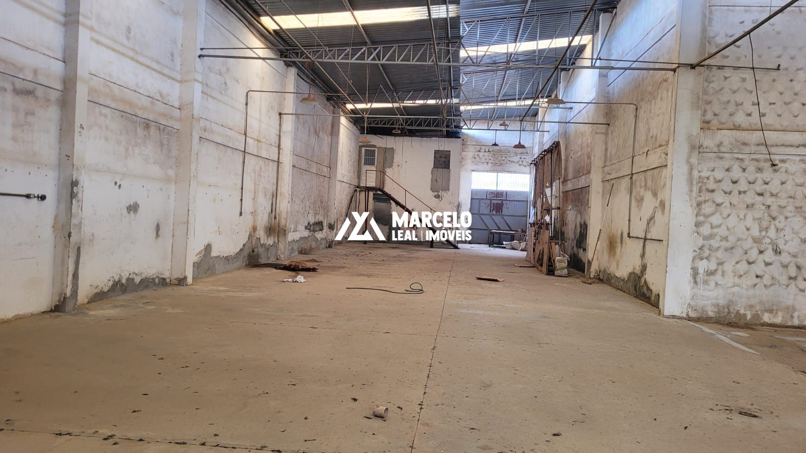Depósito-Galpão-Armazém para alugar, 750m² - Foto 4