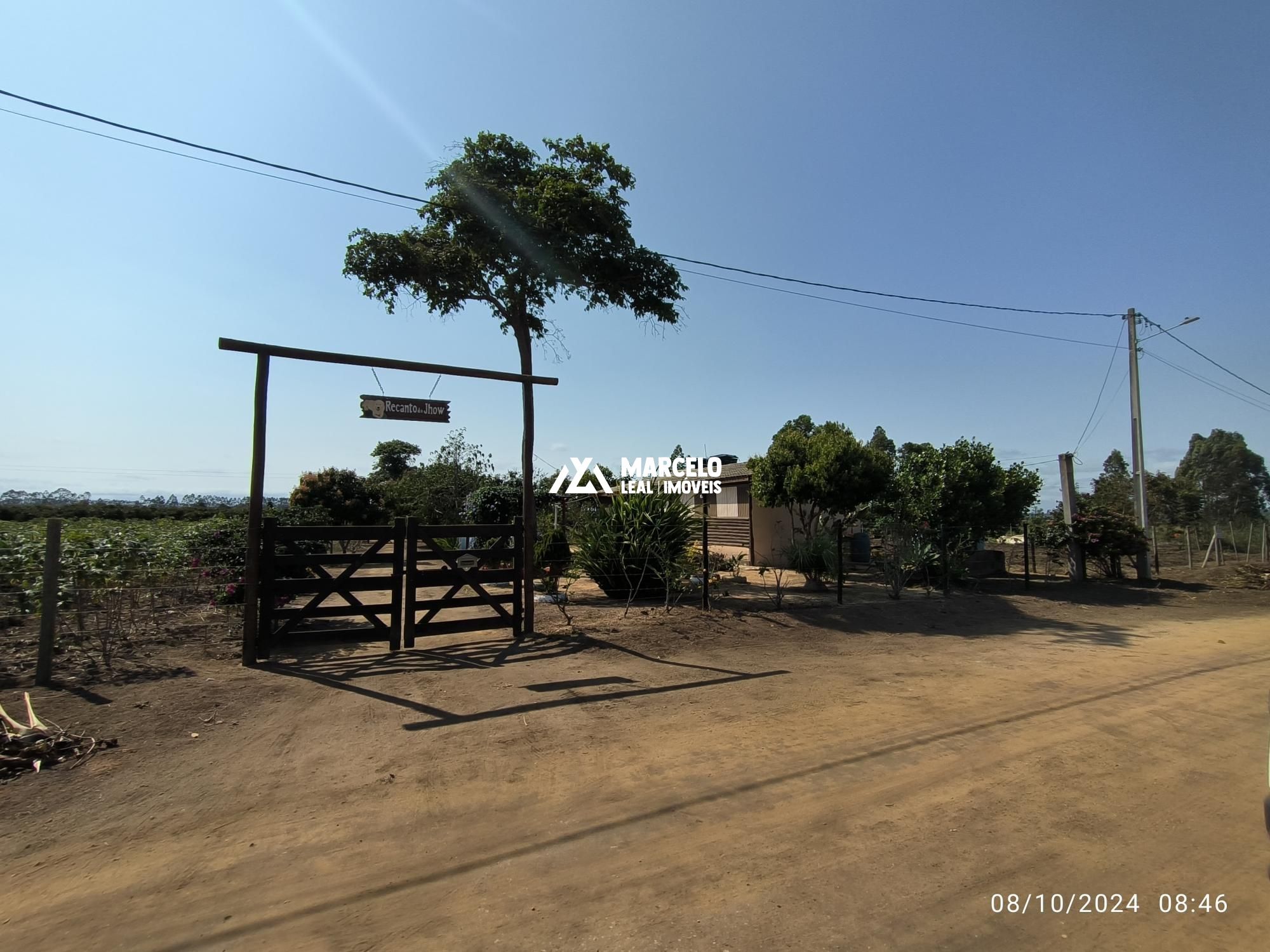 Fazenda à venda com 1 quarto, 60m² - Foto 2