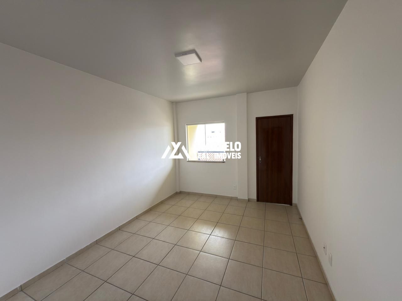 Apartamento para alugar com 4 quartos, 150m² - Foto 8
