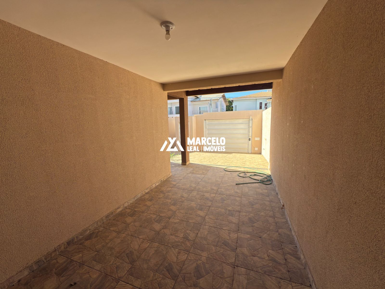 Casa para alugar com 2 quartos, 145m² - Foto 3