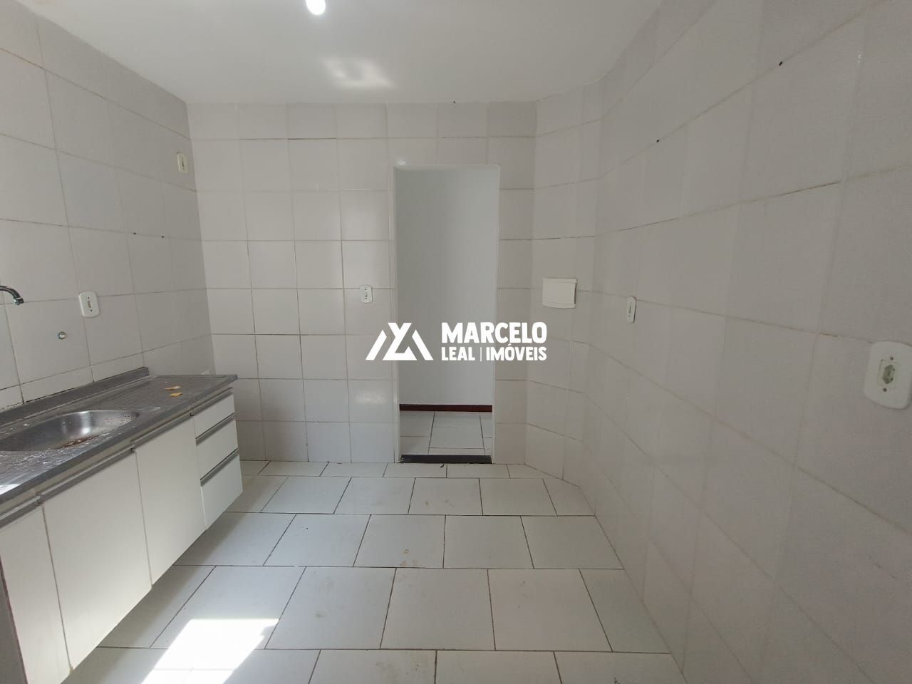 Apartamento para alugar com 2 quartos, 72m² - Foto 15