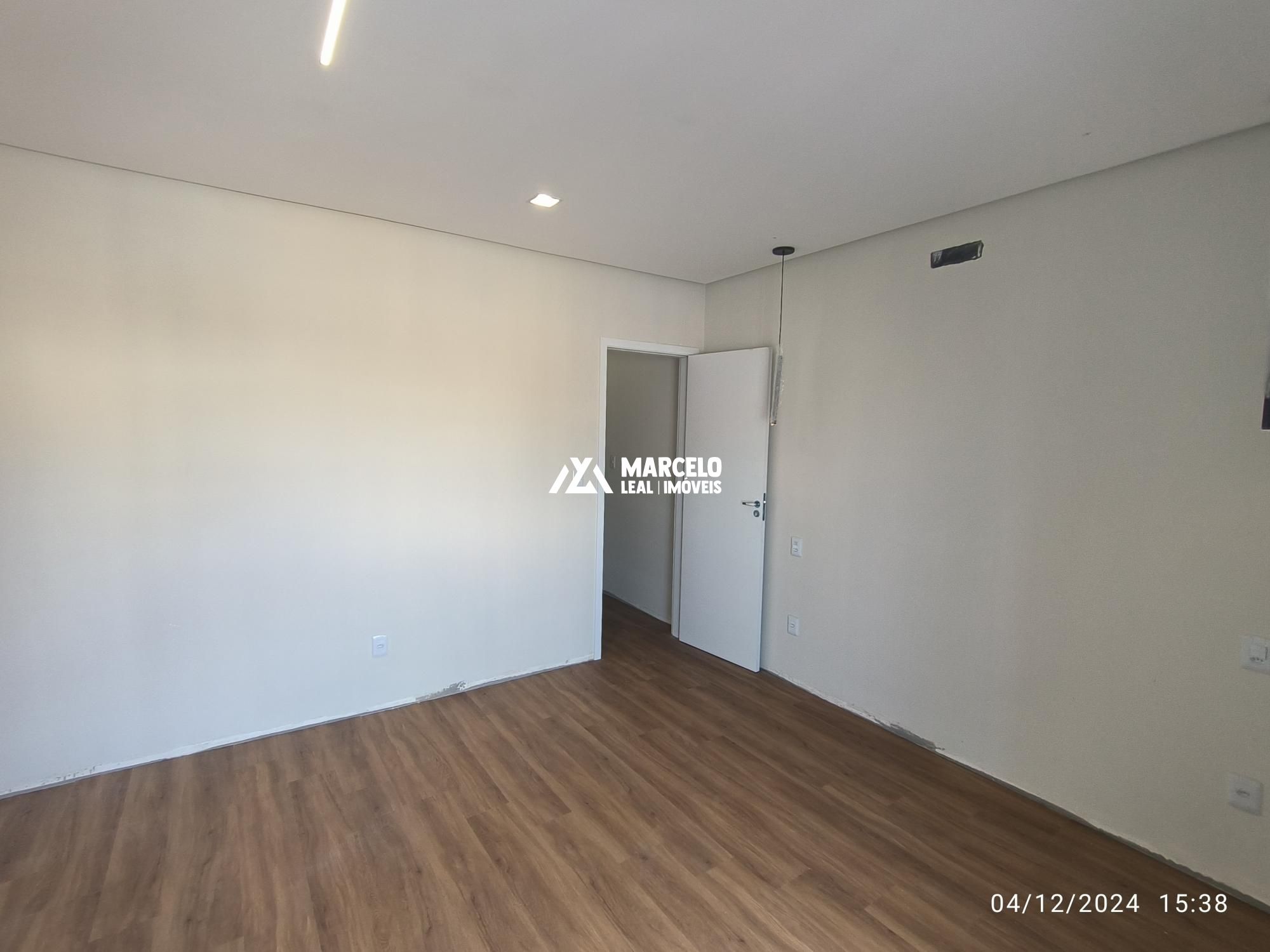 Casa à venda com 3 quartos, 125m² - Foto 16