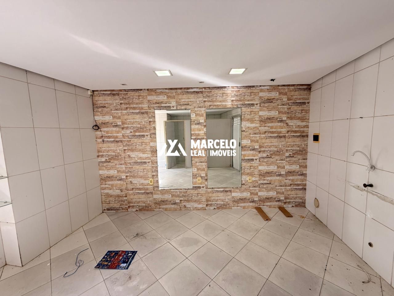 Loja-Salão para alugar com 1 quarto, 30m² - Foto 2