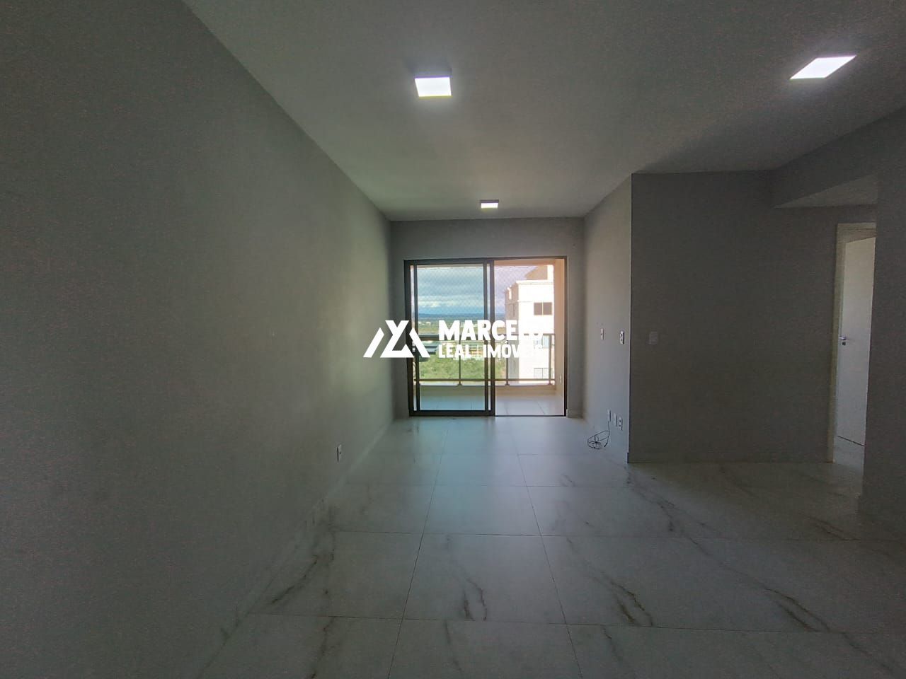 Apartamento para alugar com 3 quartos, 78m² - Foto 2