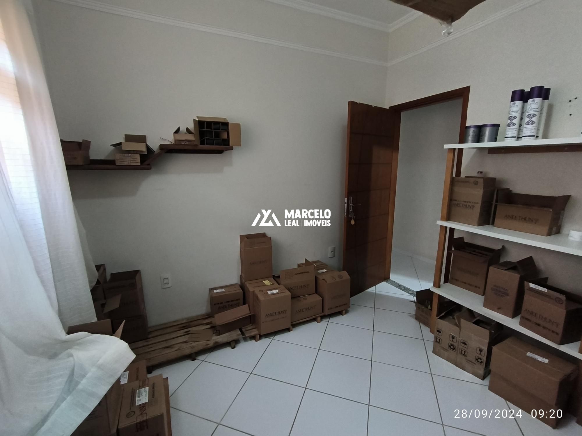 Casa à venda com 3 quartos, 170m² - Foto 16