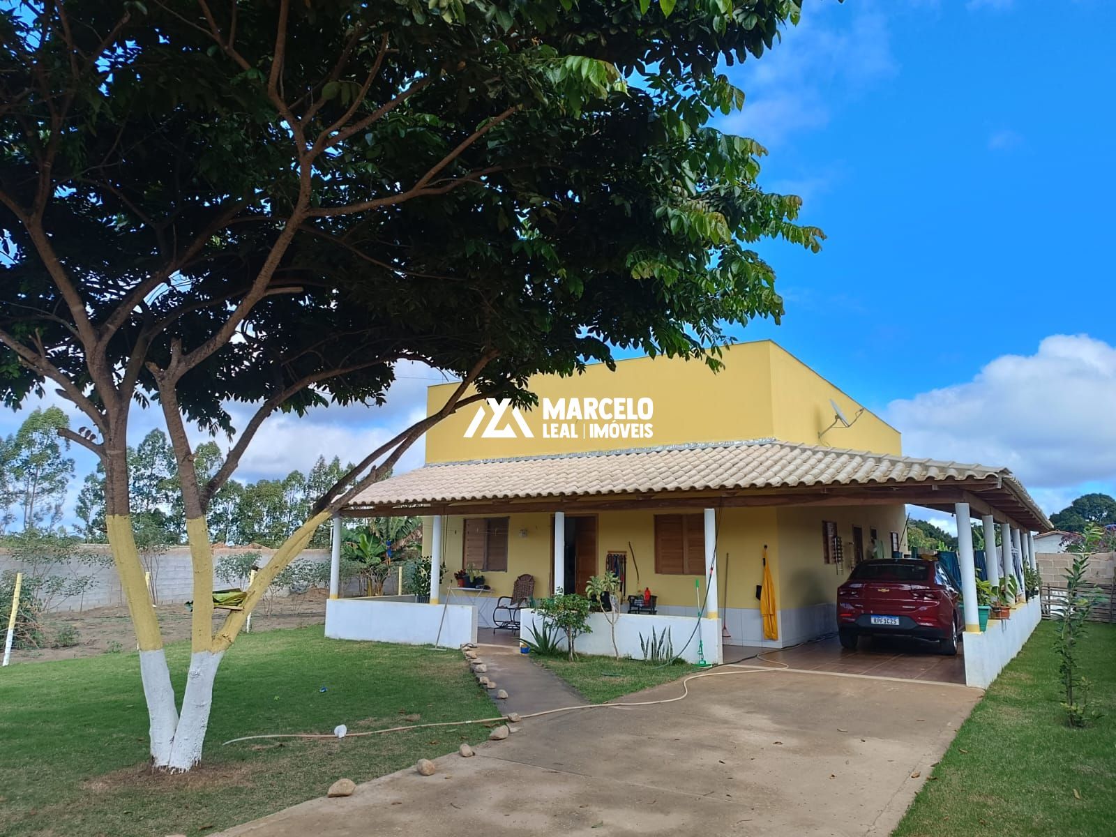 Fazenda à venda com 3 quartos, 90m² - Foto 1