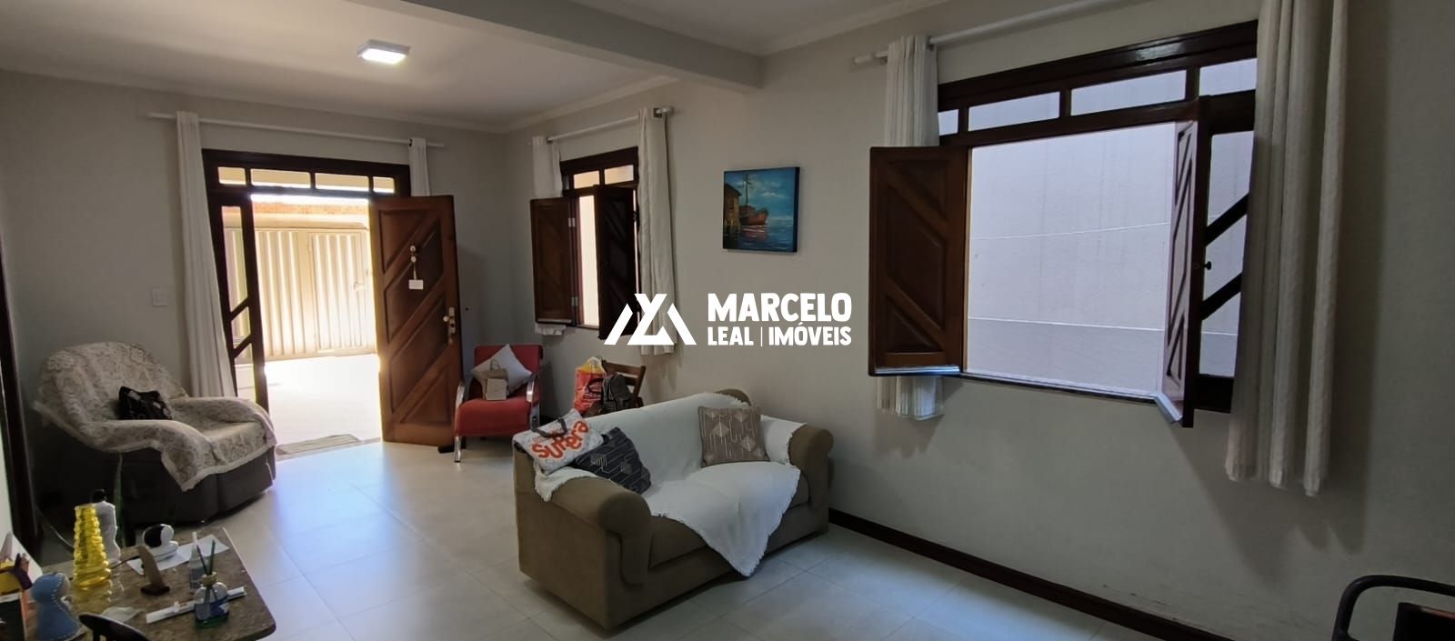 Casa à venda com 2 quartos, 90m² - Foto 9