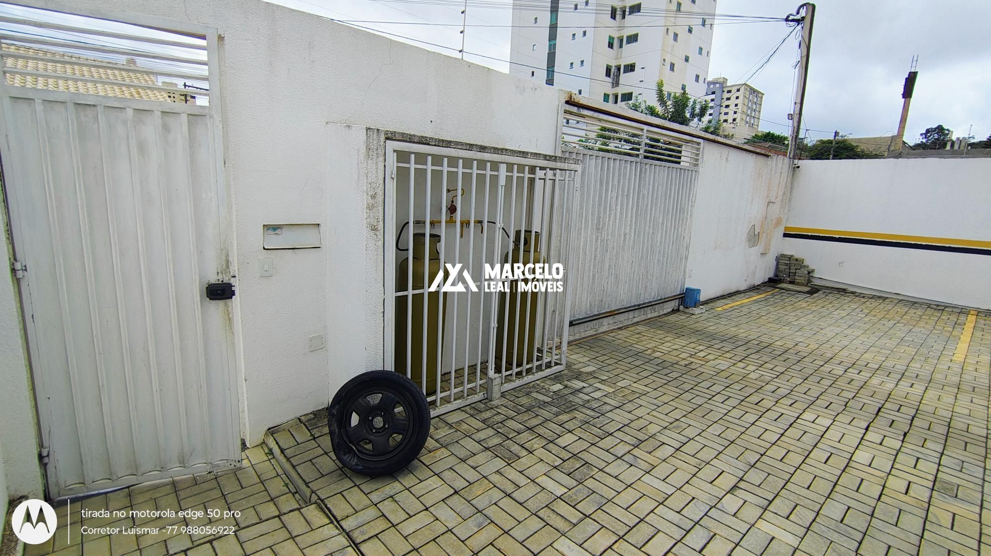 Apartamento à venda com 2 quartos, 64m² - Foto 25