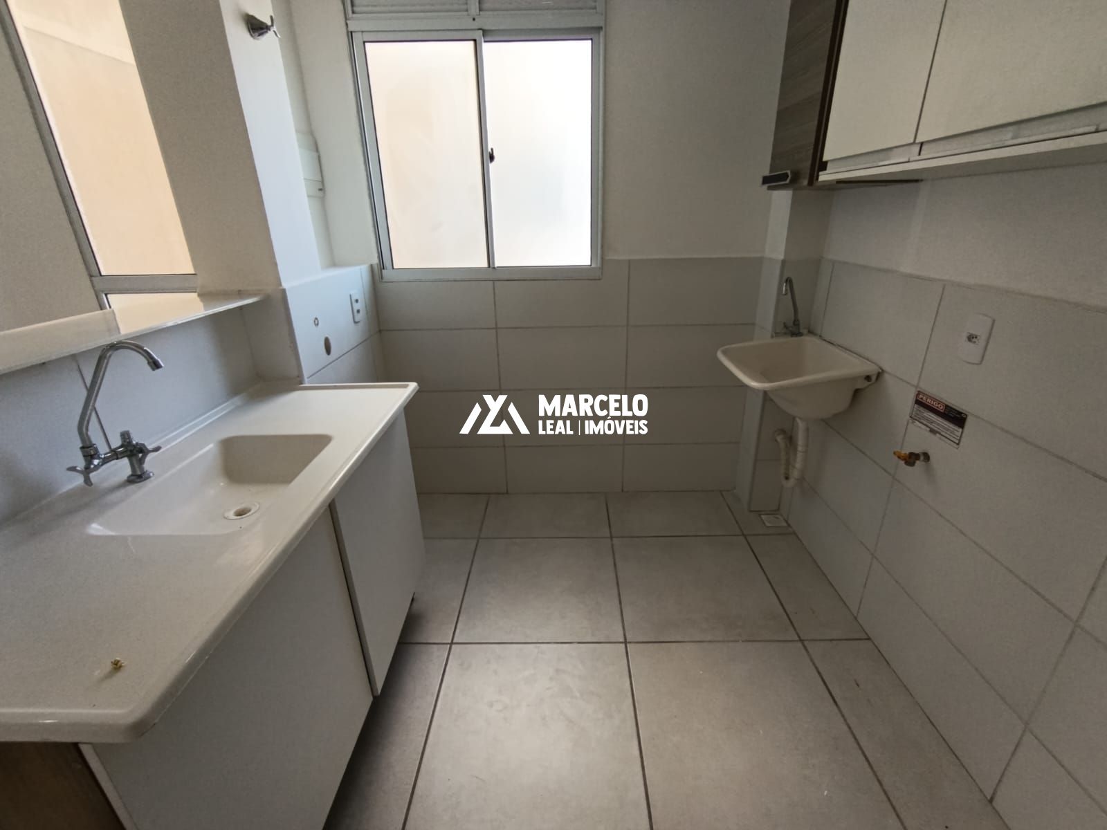 Apartamento para alugar com 2 quartos, 44m² - Foto 11