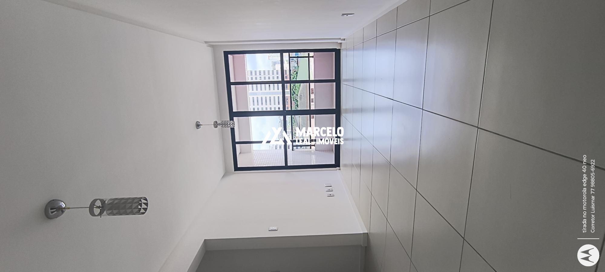 Apartamento à venda com 2 quartos, 65m² - Foto 2