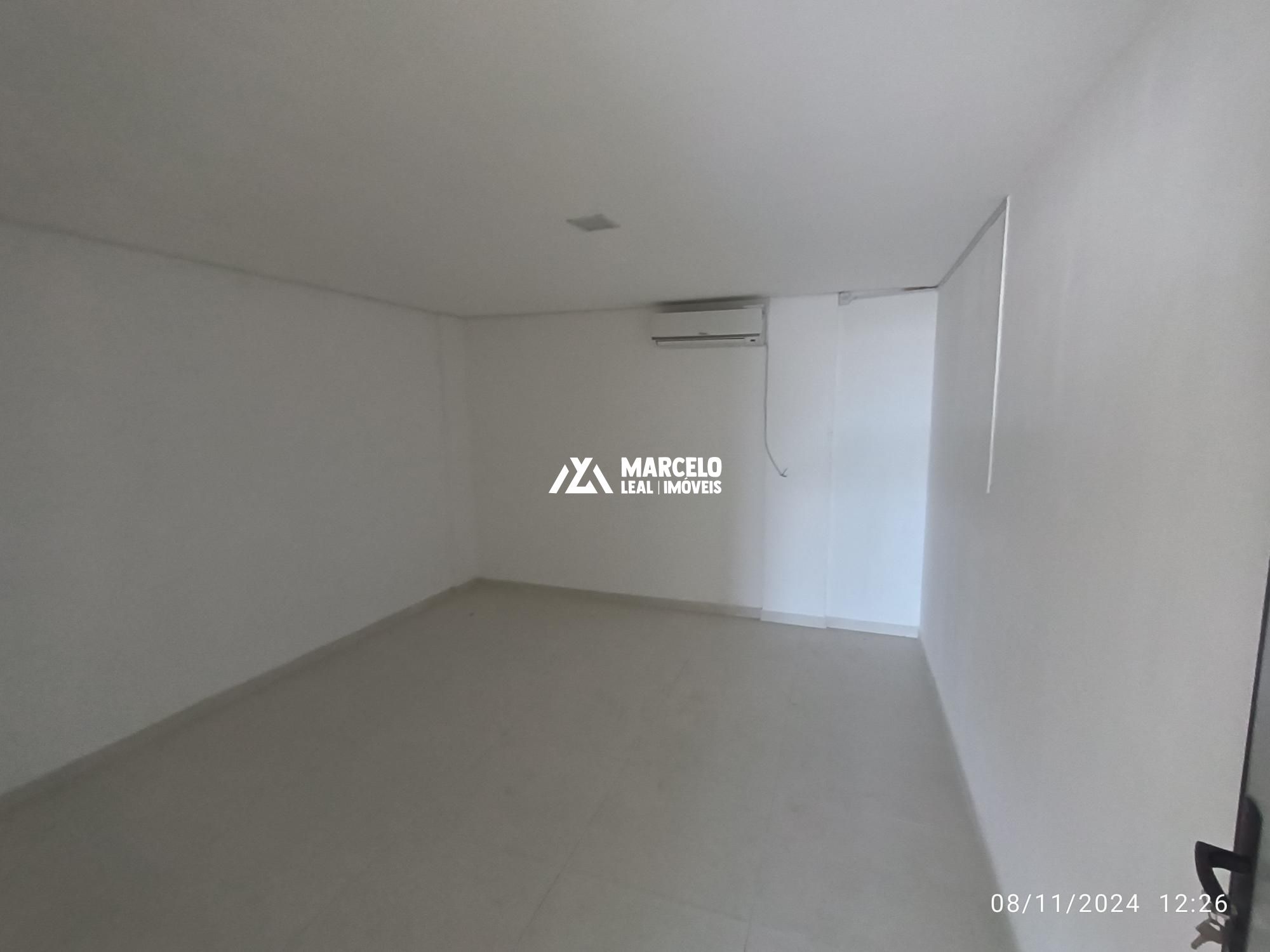 Conjunto Comercial-Sala para alugar com 3 quartos, 140m² - Foto 11