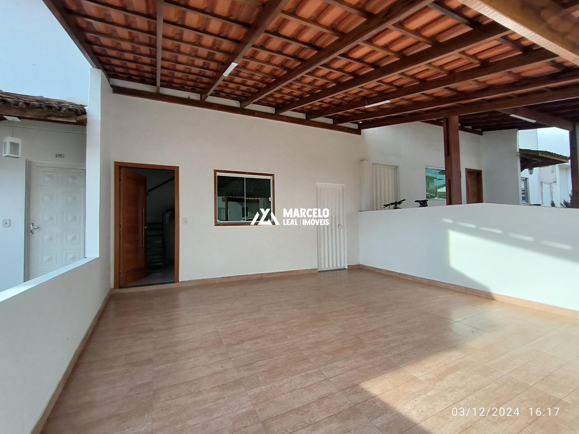 Casa para alugar com 2 quartos, 75m² - Foto 2