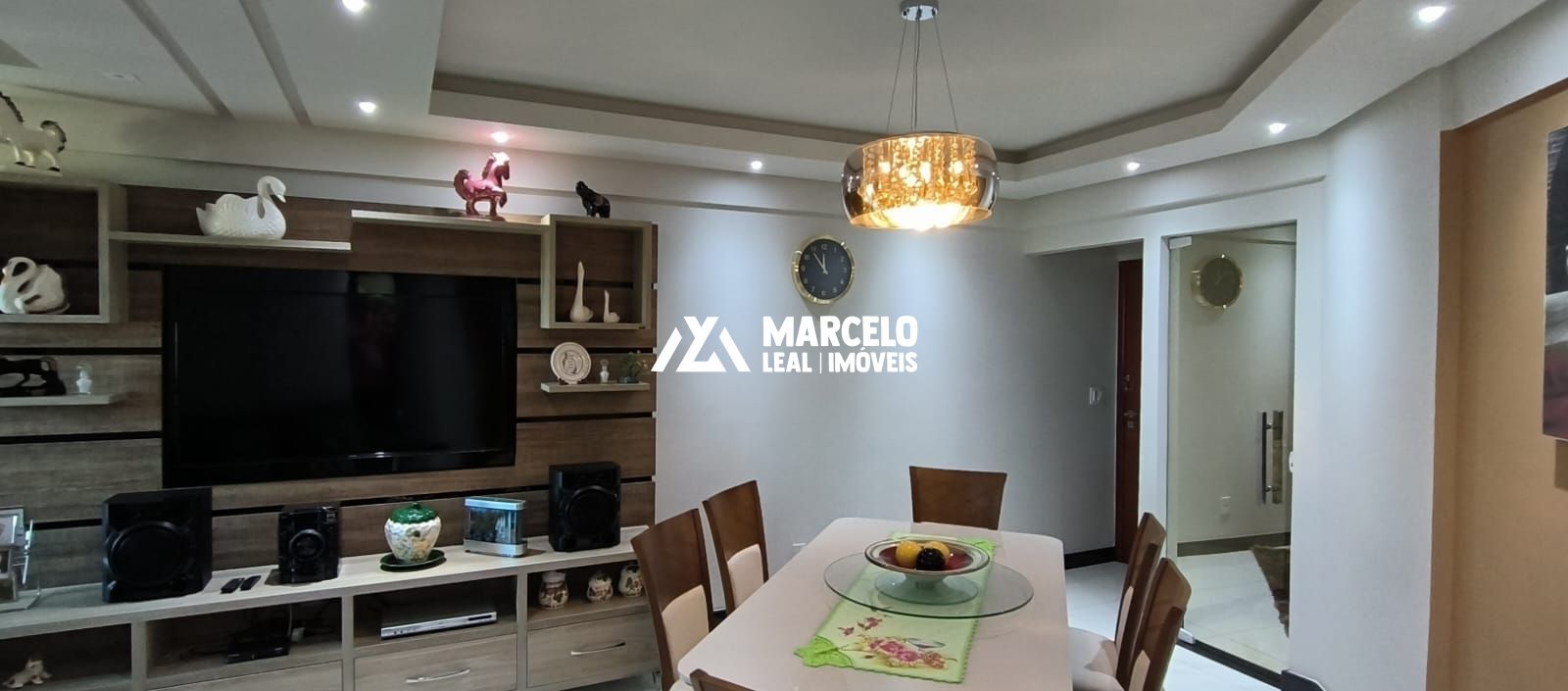 Apartamento à venda com 3 quartos, 103m² - Foto 4