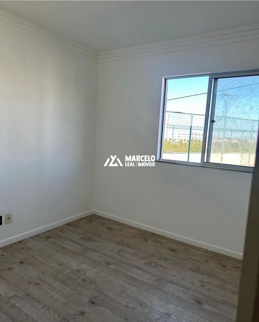 Apartamento à venda com 2 quartos, 69m² - Foto 2