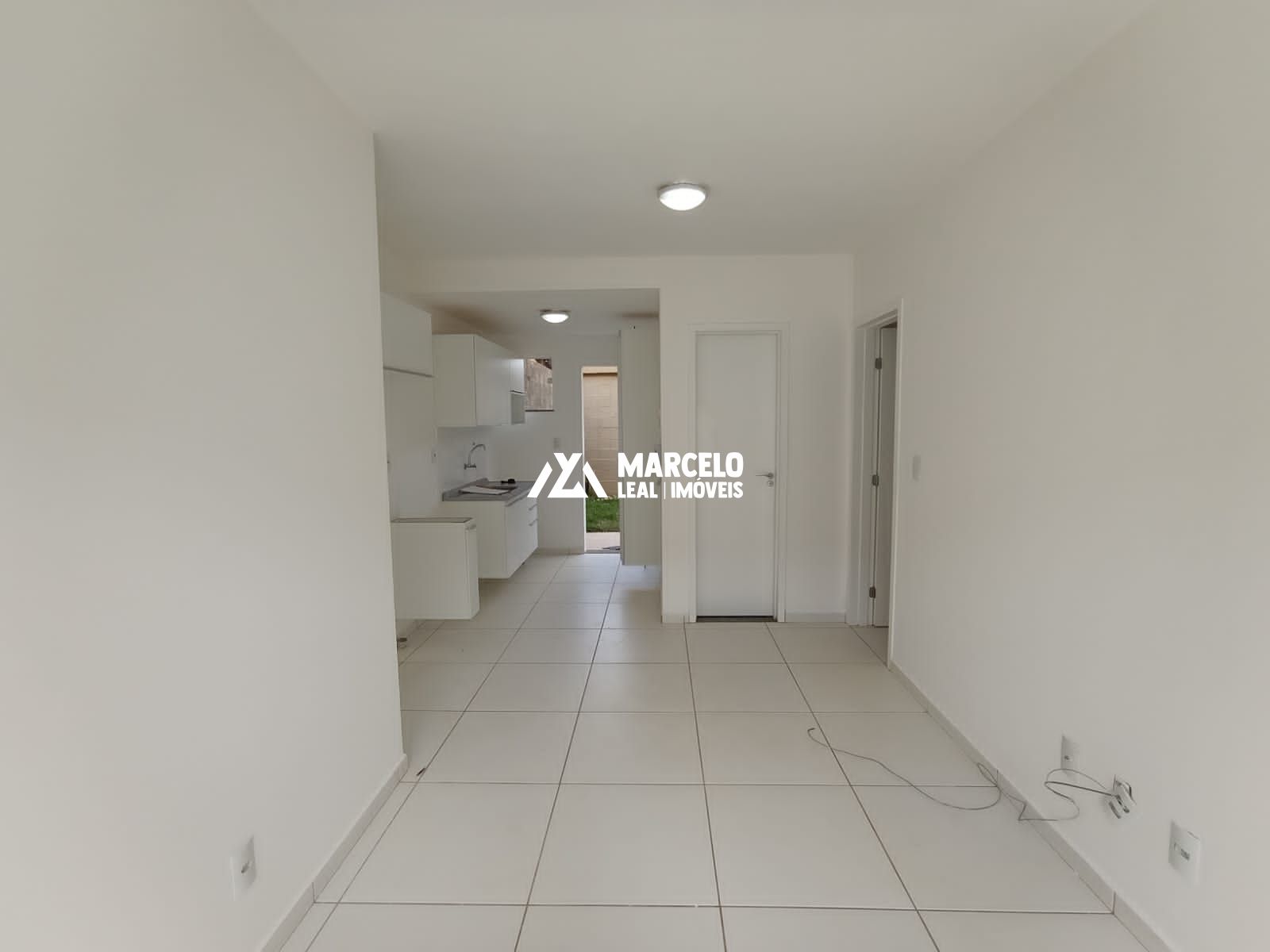 Apartamento para alugar com 2 quartos, 66m² - Foto 13