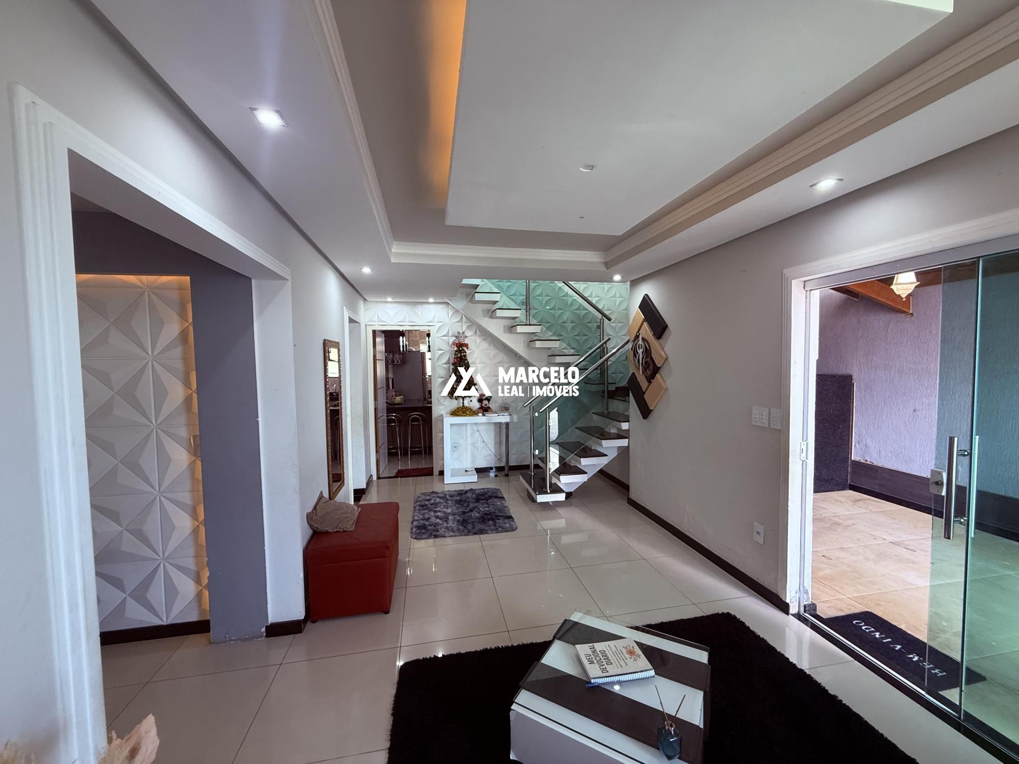 Casa, 5 quartos, 240 m² - Foto 4